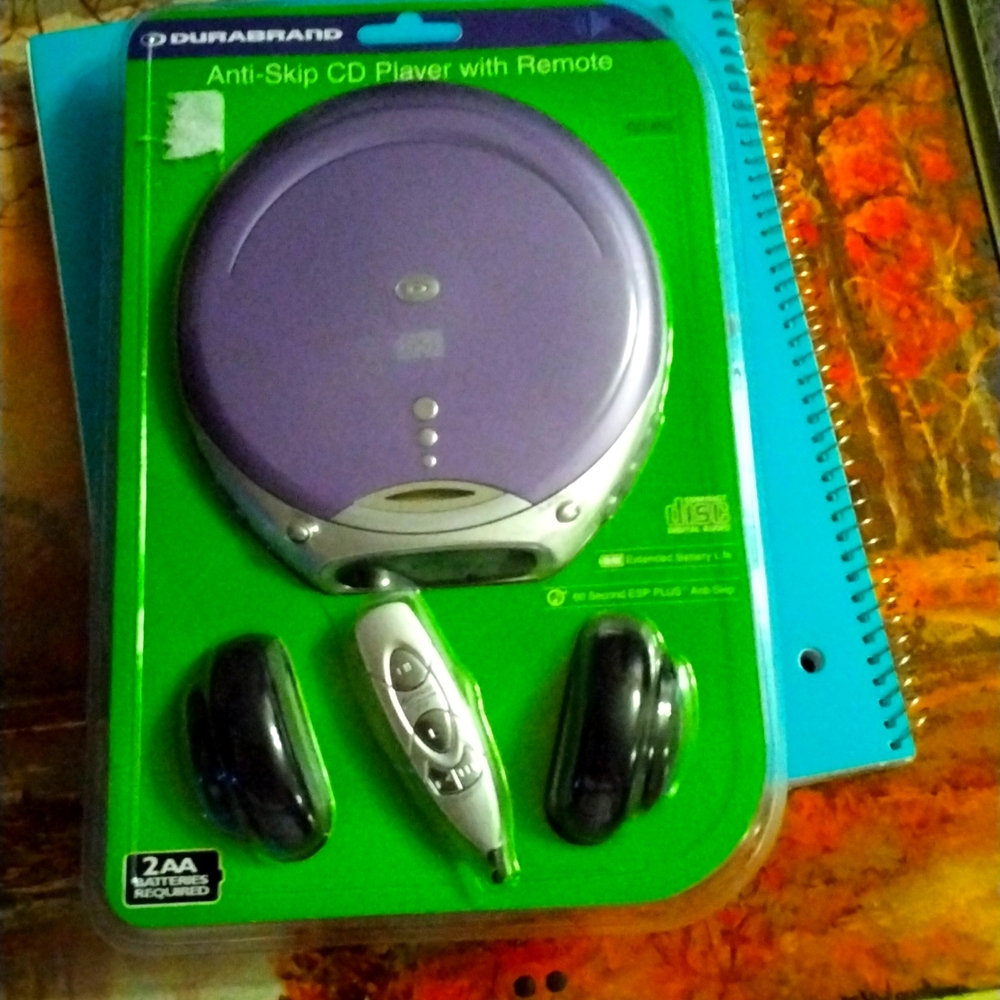 Durabrand CD 855 Anti skip cd player with remote